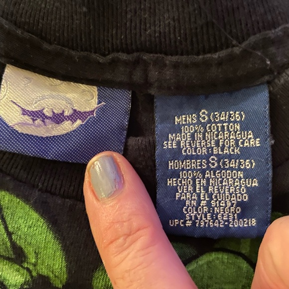 🚫SOLD Disney (?) Skulls for Large Design Men S - Skull - Discounted Shipping - Picture 3 of 6